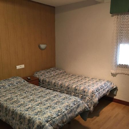 Hostal Hilton Burgo Εξωτερικό φωτογραφία