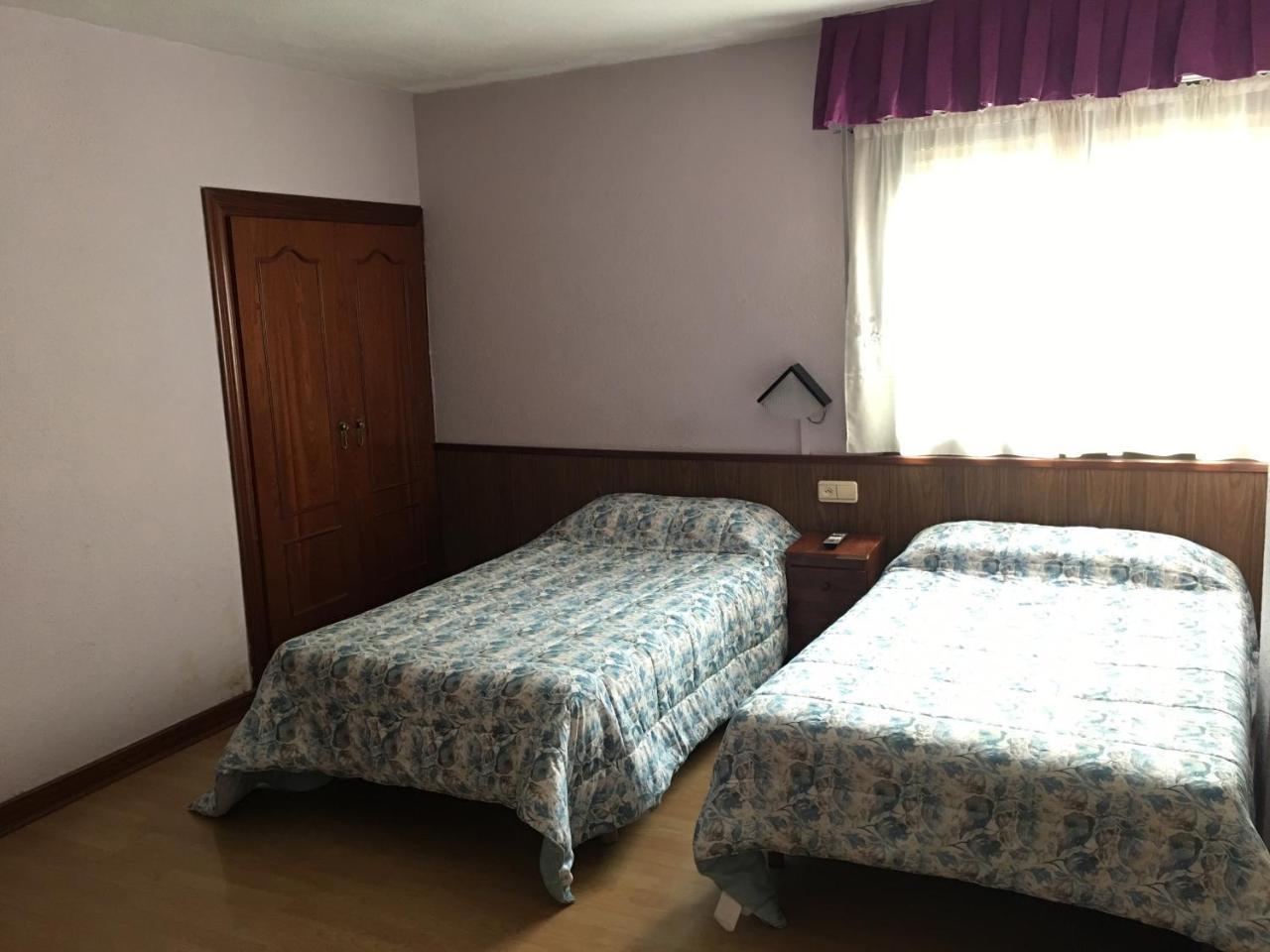 Hostal Hilton Burgo Εξωτερικό φωτογραφία