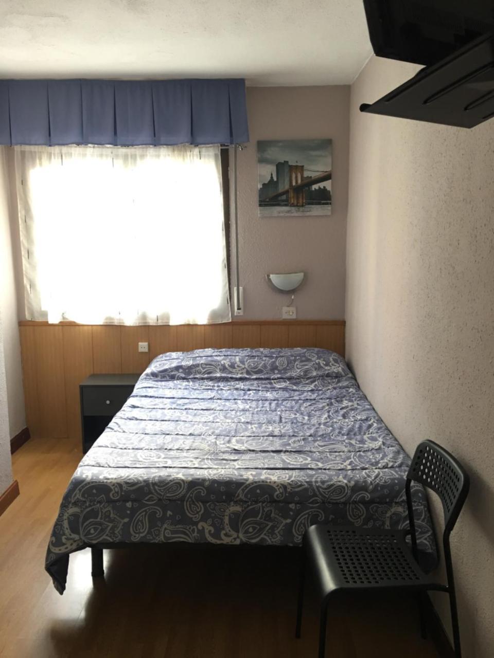 Hostal Hilton Burgo Εξωτερικό φωτογραφία